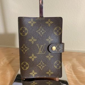Louis Vuitton Agenda PM